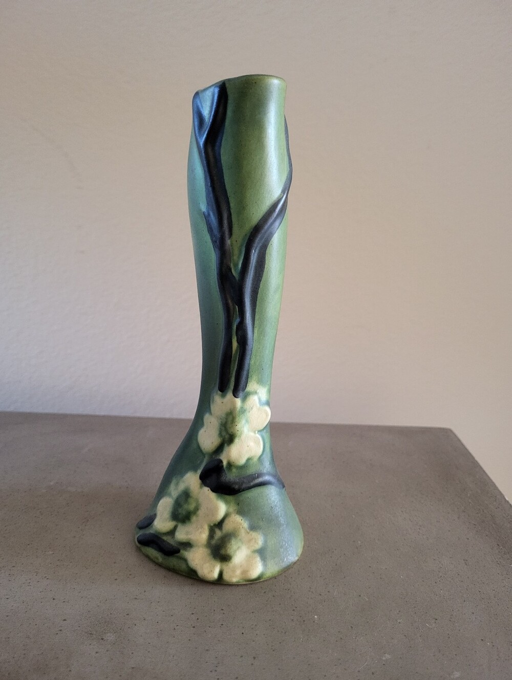 Vtg. Dogwood Roseville Bud Vase
